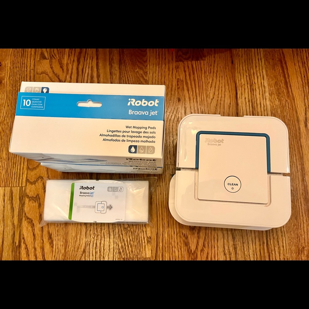 Roomba robot mop